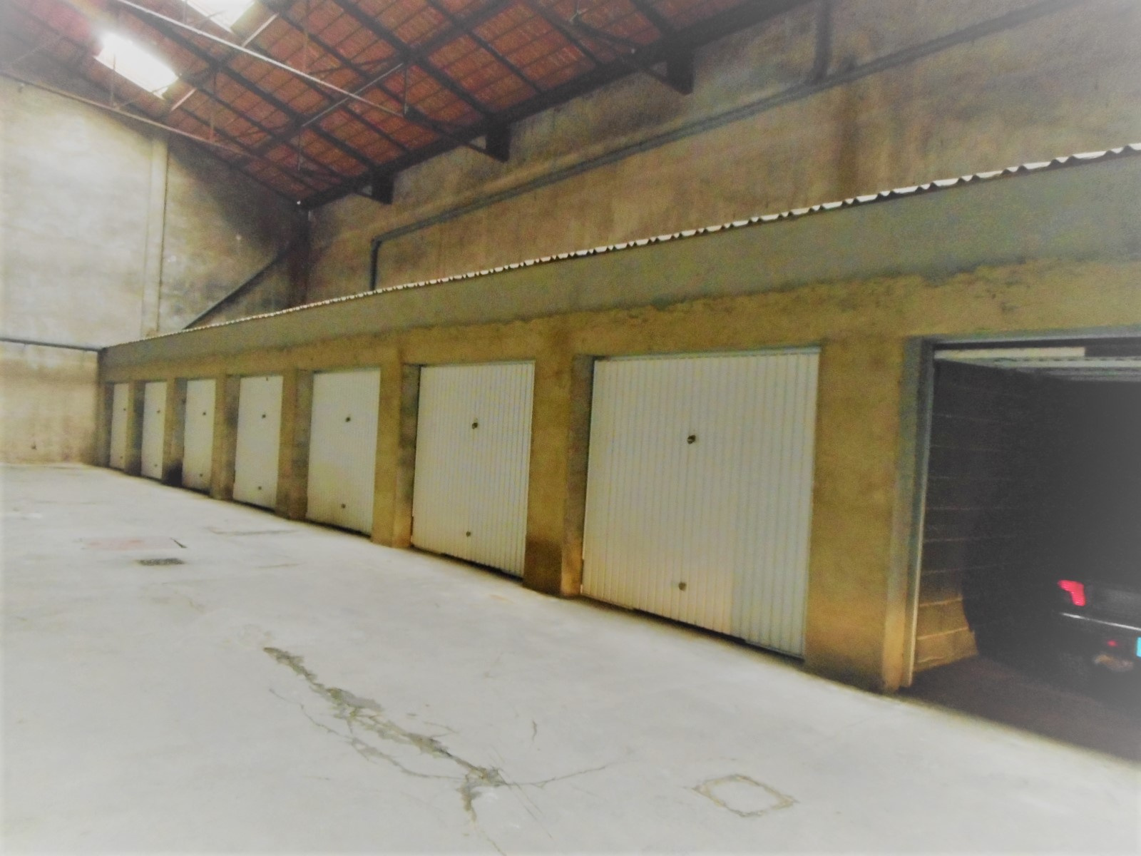 vente Garages CARCASSONNE | Loubat Immobilier